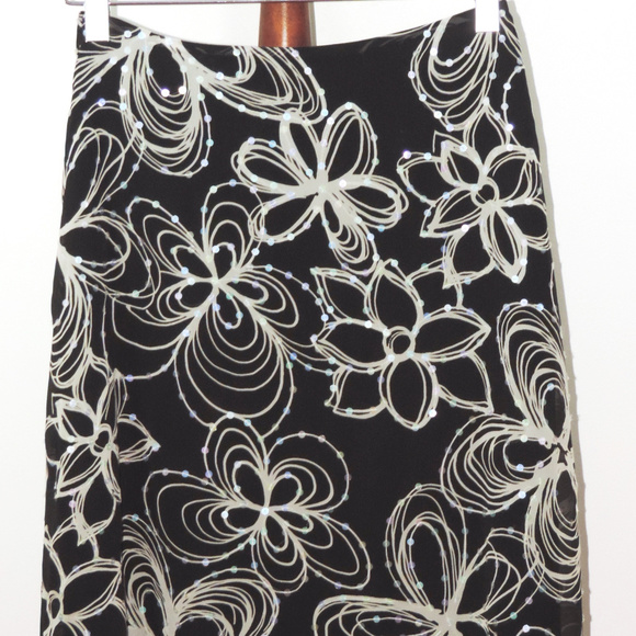 Josephine Chaus black & white floral a-line skirt - Picture 1 of 3